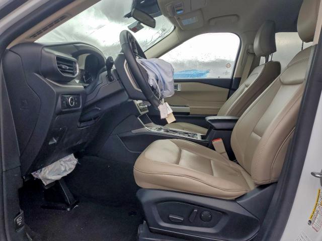 Ford Explorer Xlt Image 13