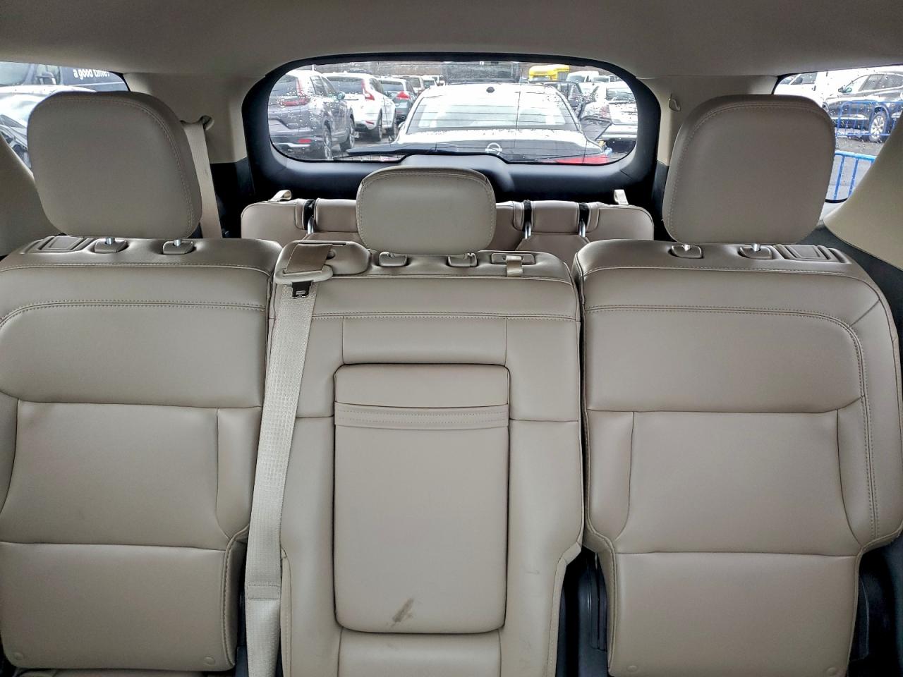 Ford Explorer Xlt Image 5