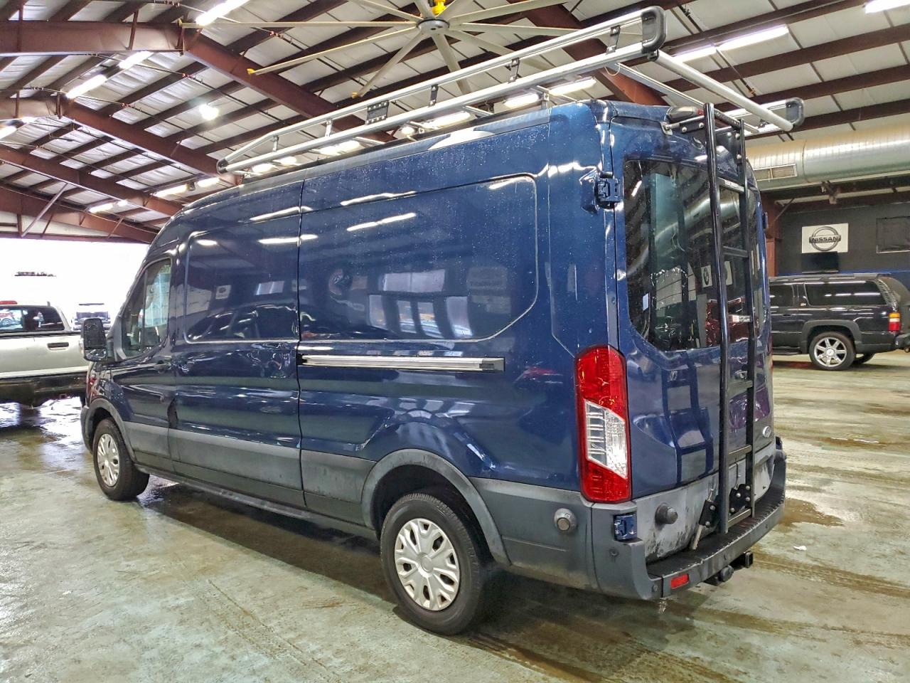 Ford Transit T-250 Image 9