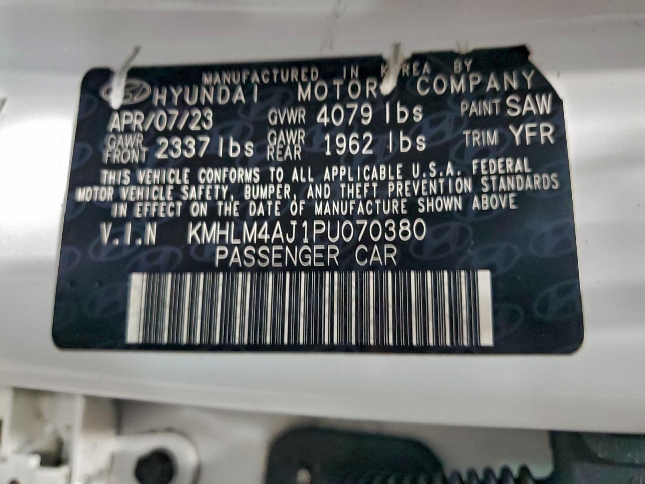 Hyundai ELANTRA Blue Image 6