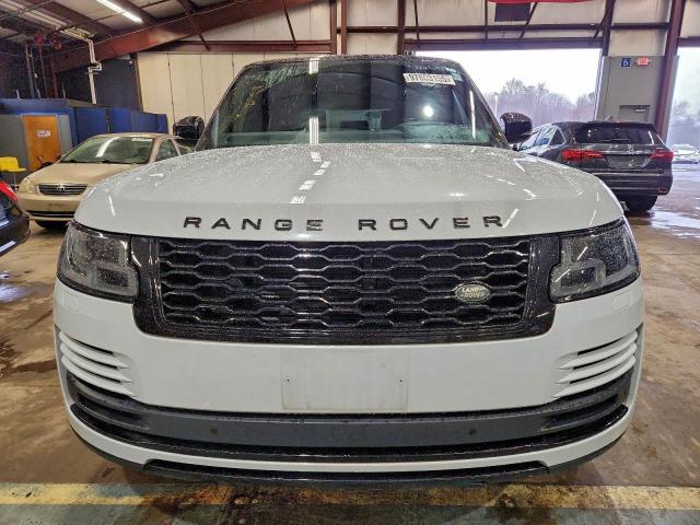 Land Rover Range Rover Supercharged Image 10