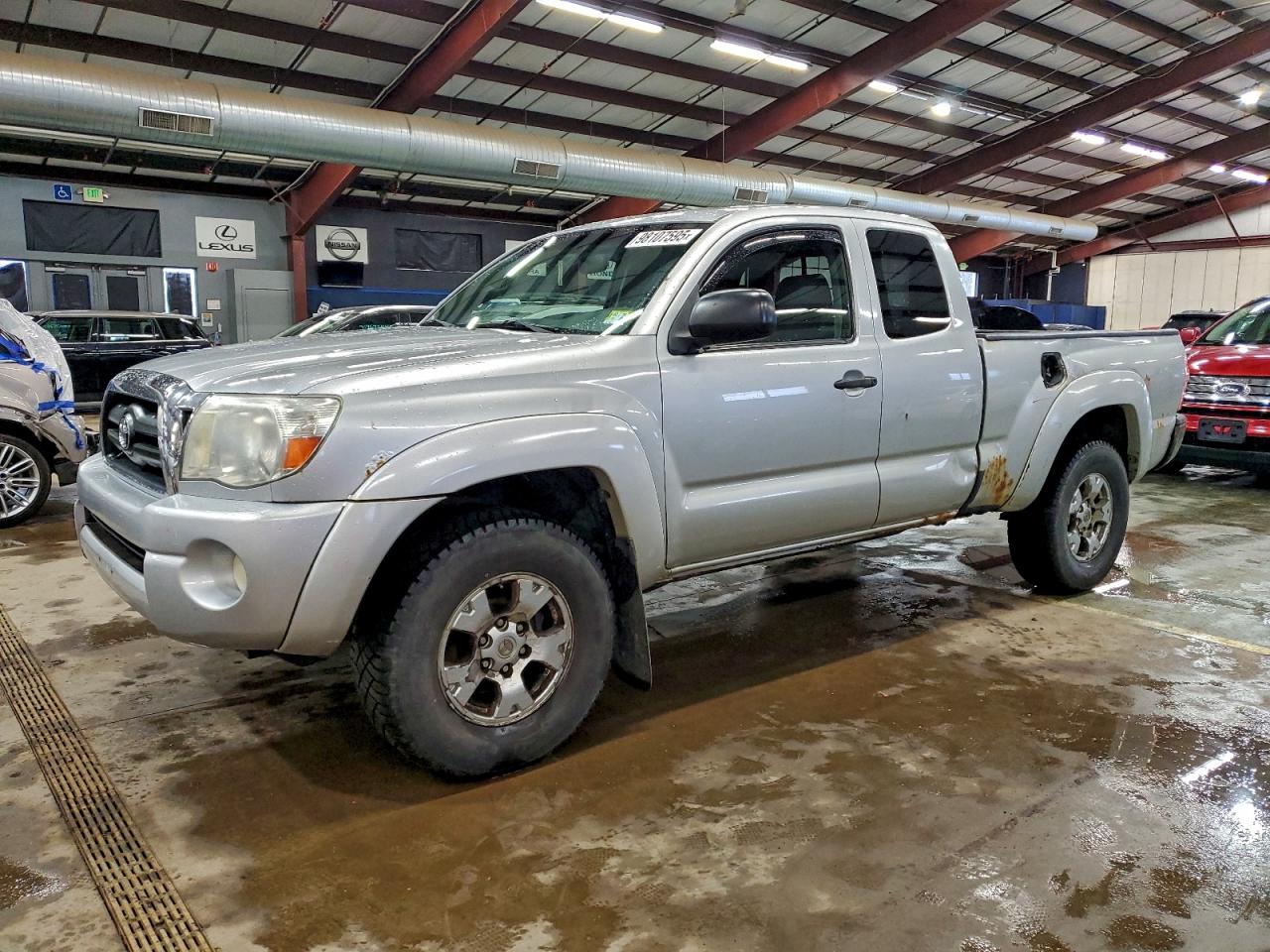 Toyota Tacoma Access Cab Image 1