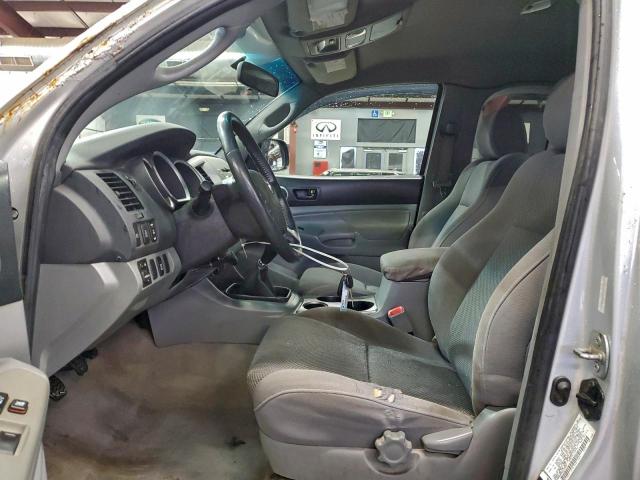 Toyota Tacoma Access Cab Image 10