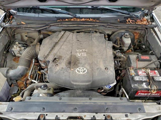 Toyota Tacoma Double Cab Long Bed Image 11