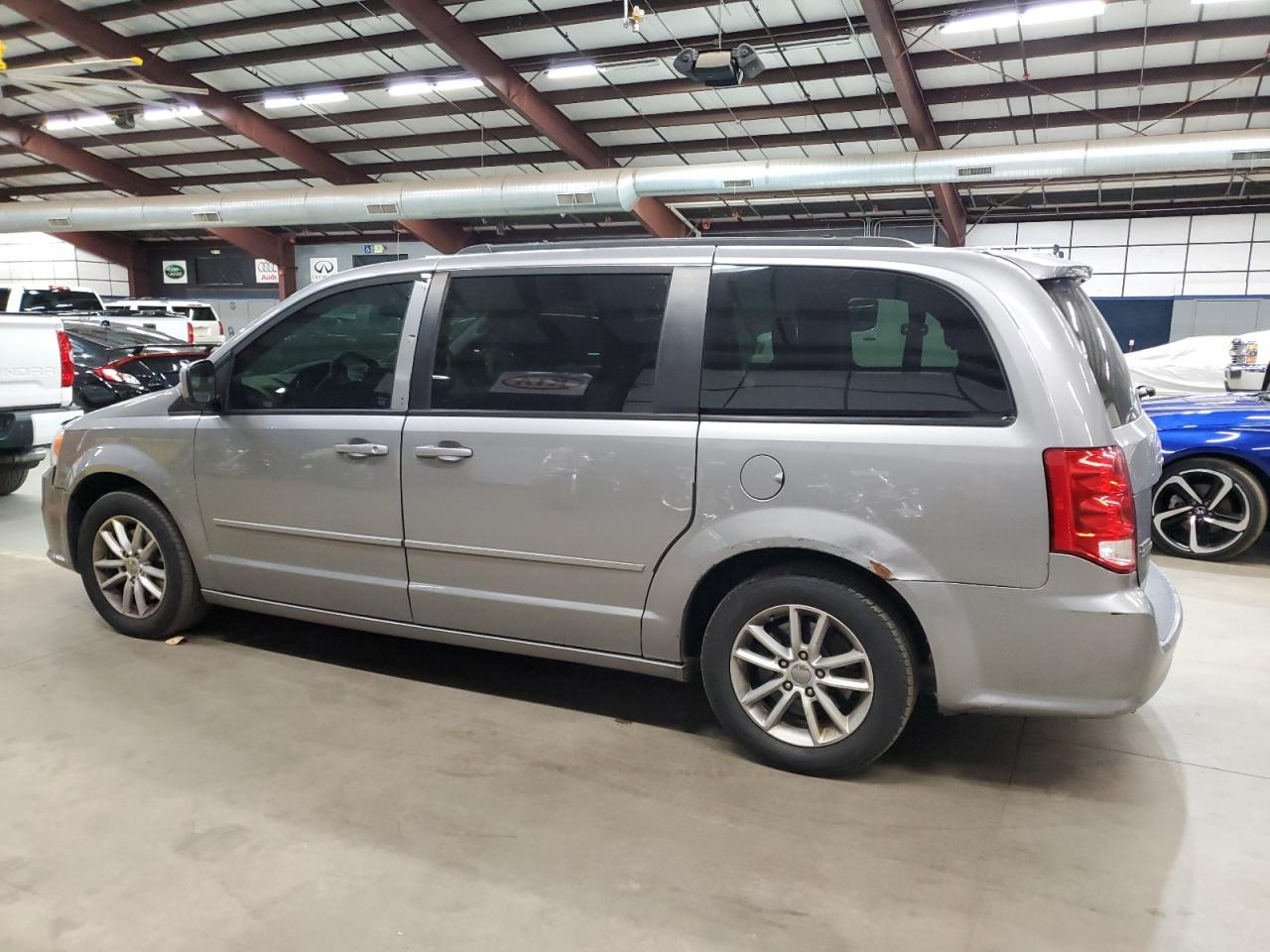 Dodge Caravan Sxt Image 3