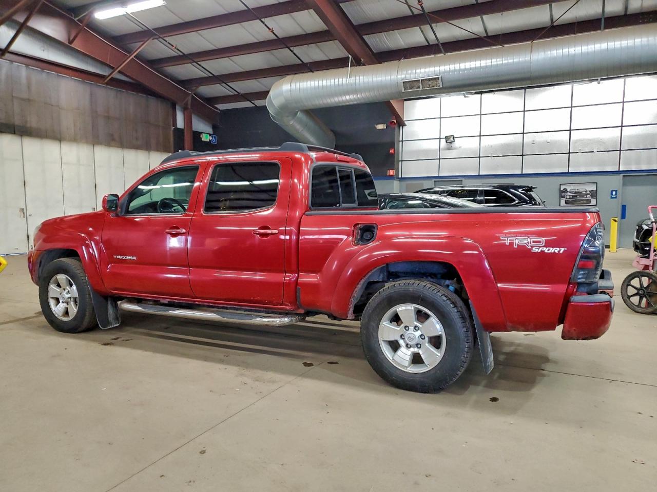 Toyota Tacoma Double Cab Long Bed Image 9