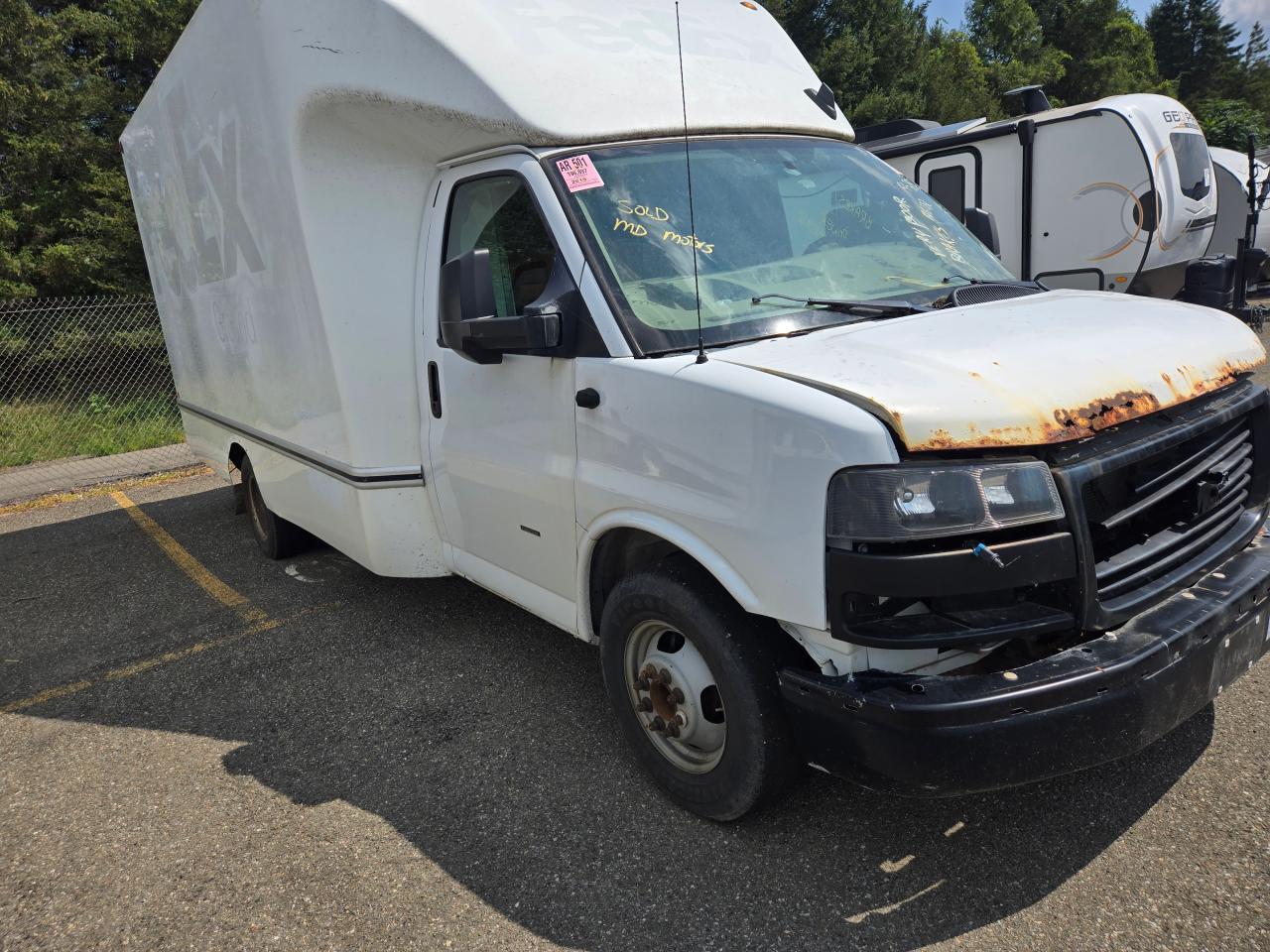 Chevrolet Express Image 10