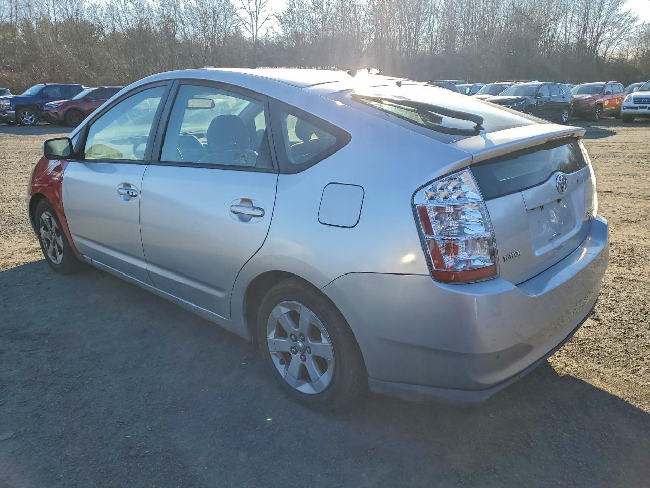 Toyota Prius Image 2