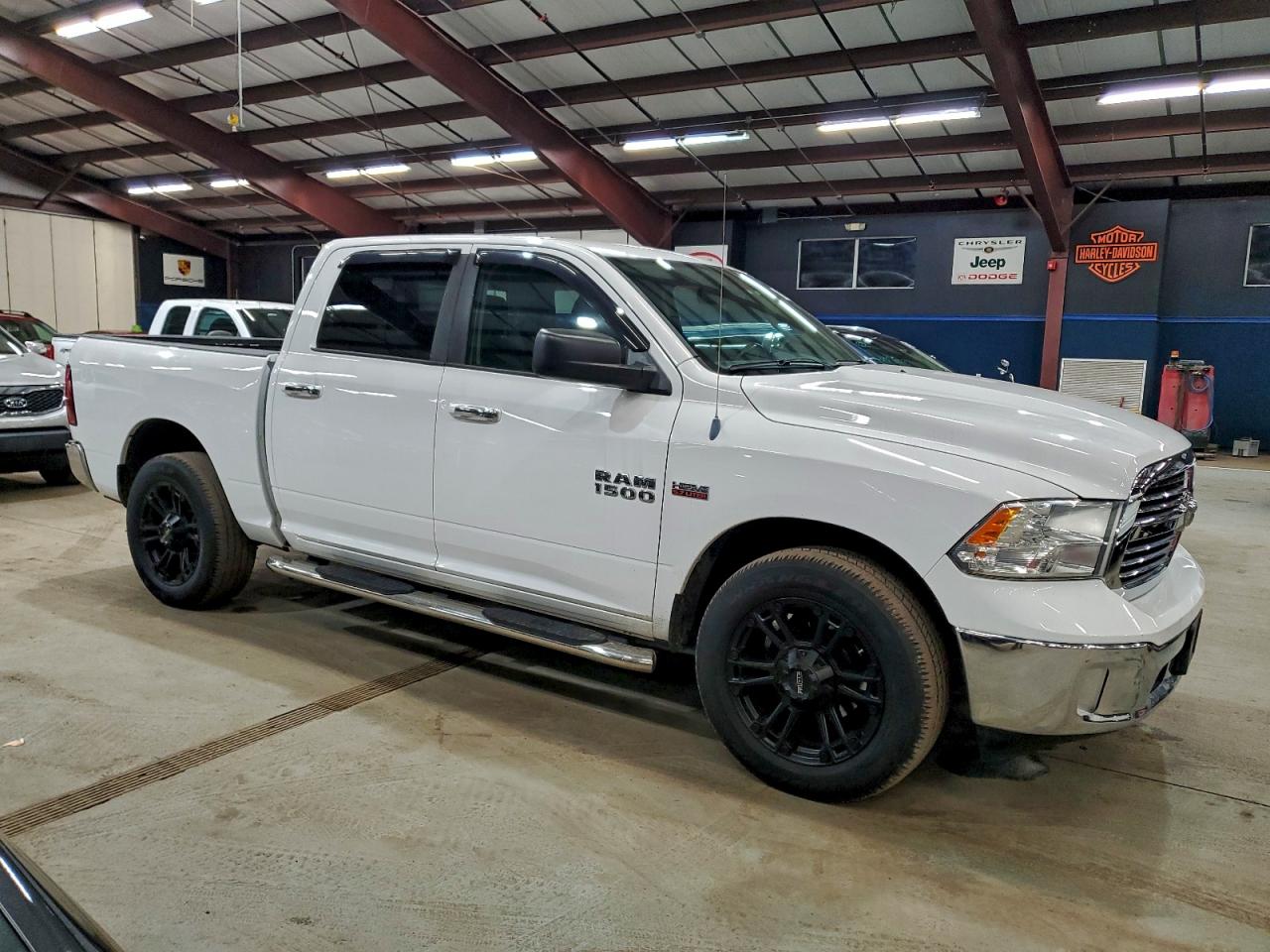 Ram 1500 Slt Image 6