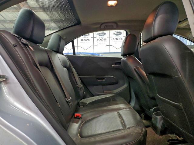 Chevrolet Sonic Premier Image 10