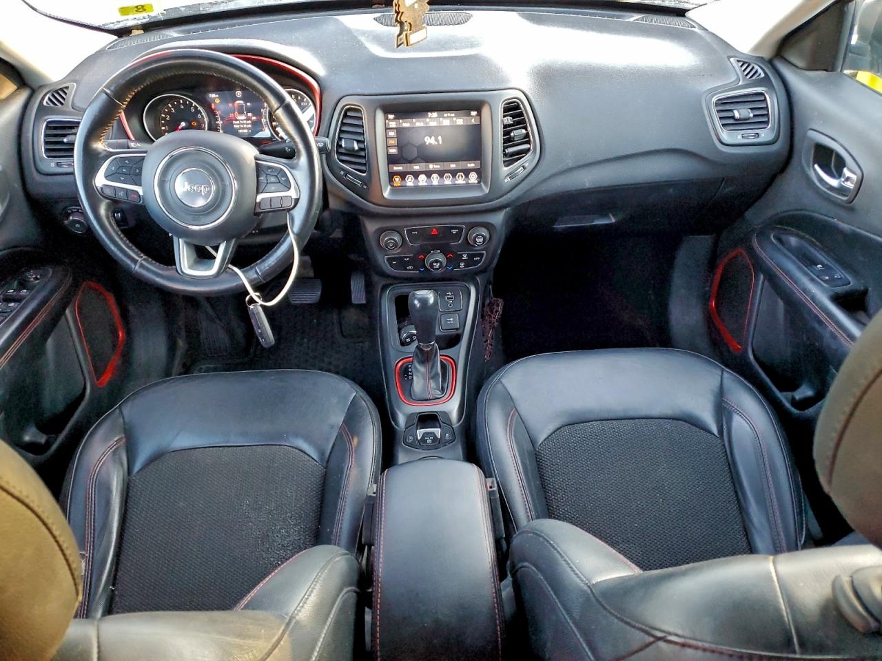 Jeep Compass Trailhawk Image 6