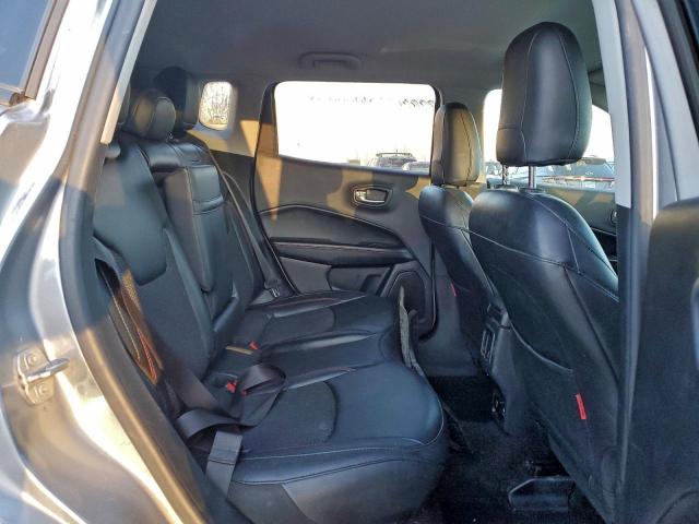 Jeep Compass Trailhawk Image 8