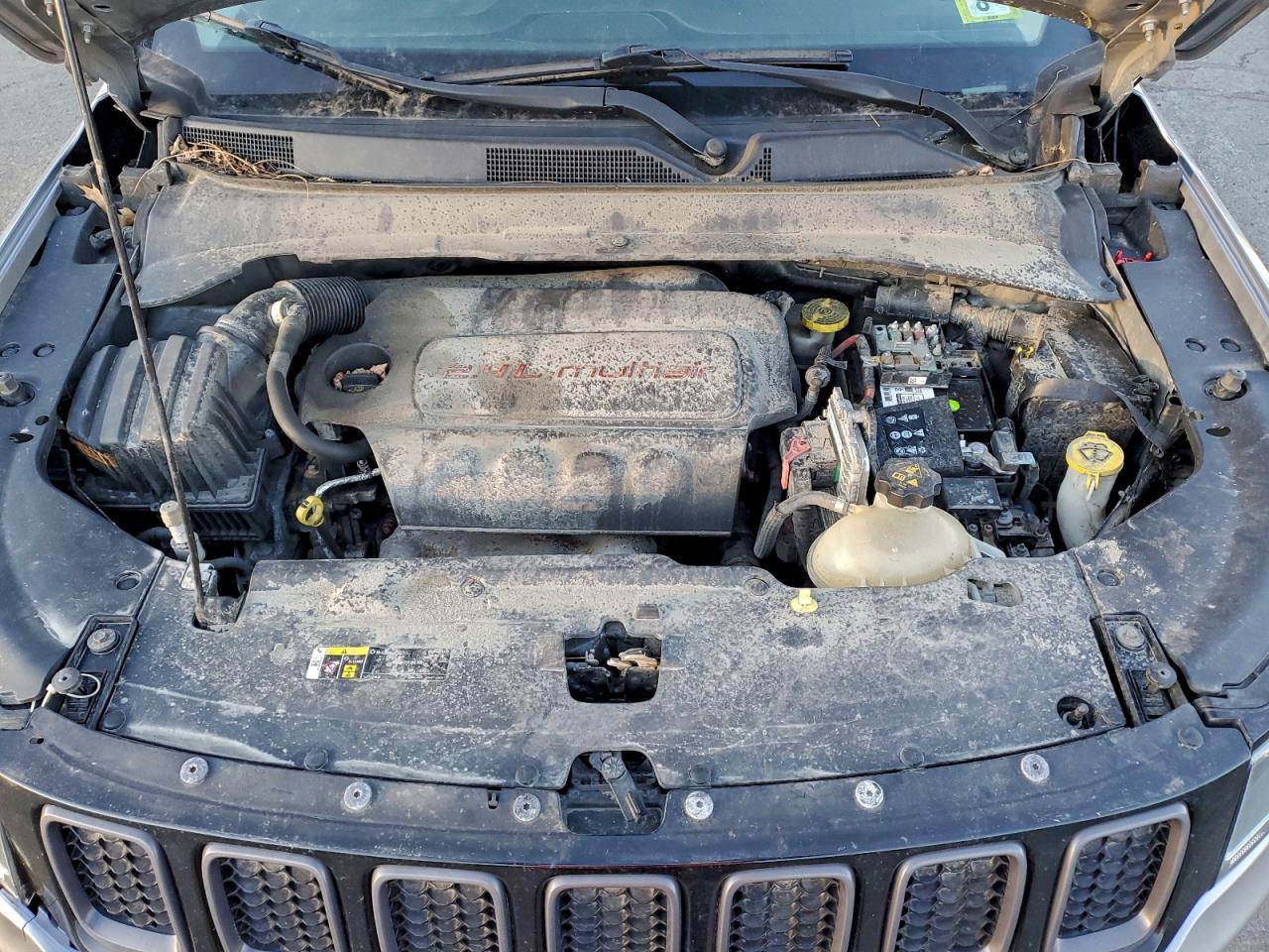 Jeep Compass Trailhawk Image 11