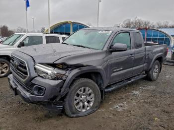  Salvage Toyota Tacoma