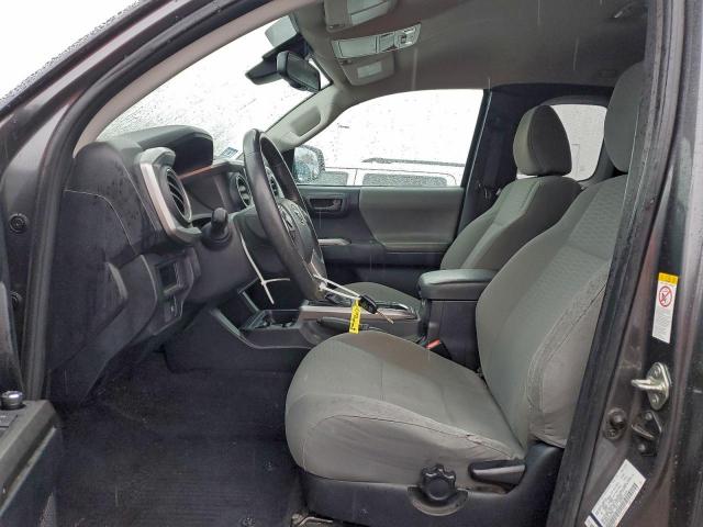 Toyota Tacoma Access Cab Image 7
