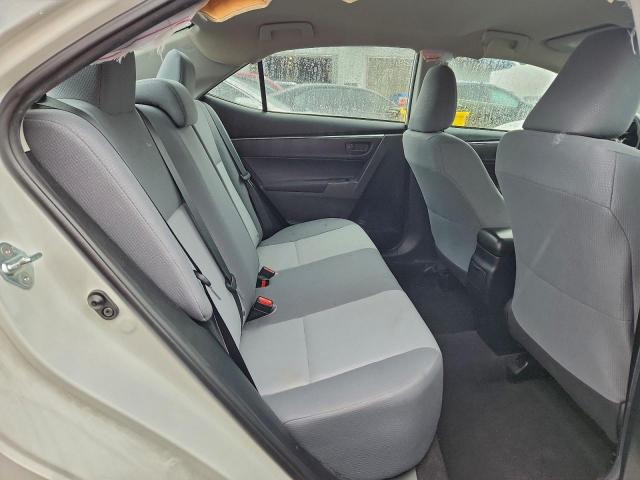 Toyota Corolla L Image 5