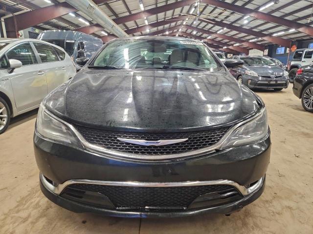 Chrysler 200 C Image 3