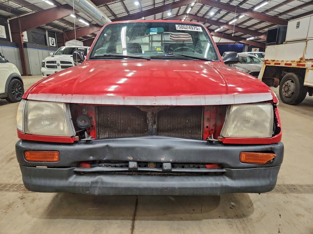 Toyota Tacoma Image 5