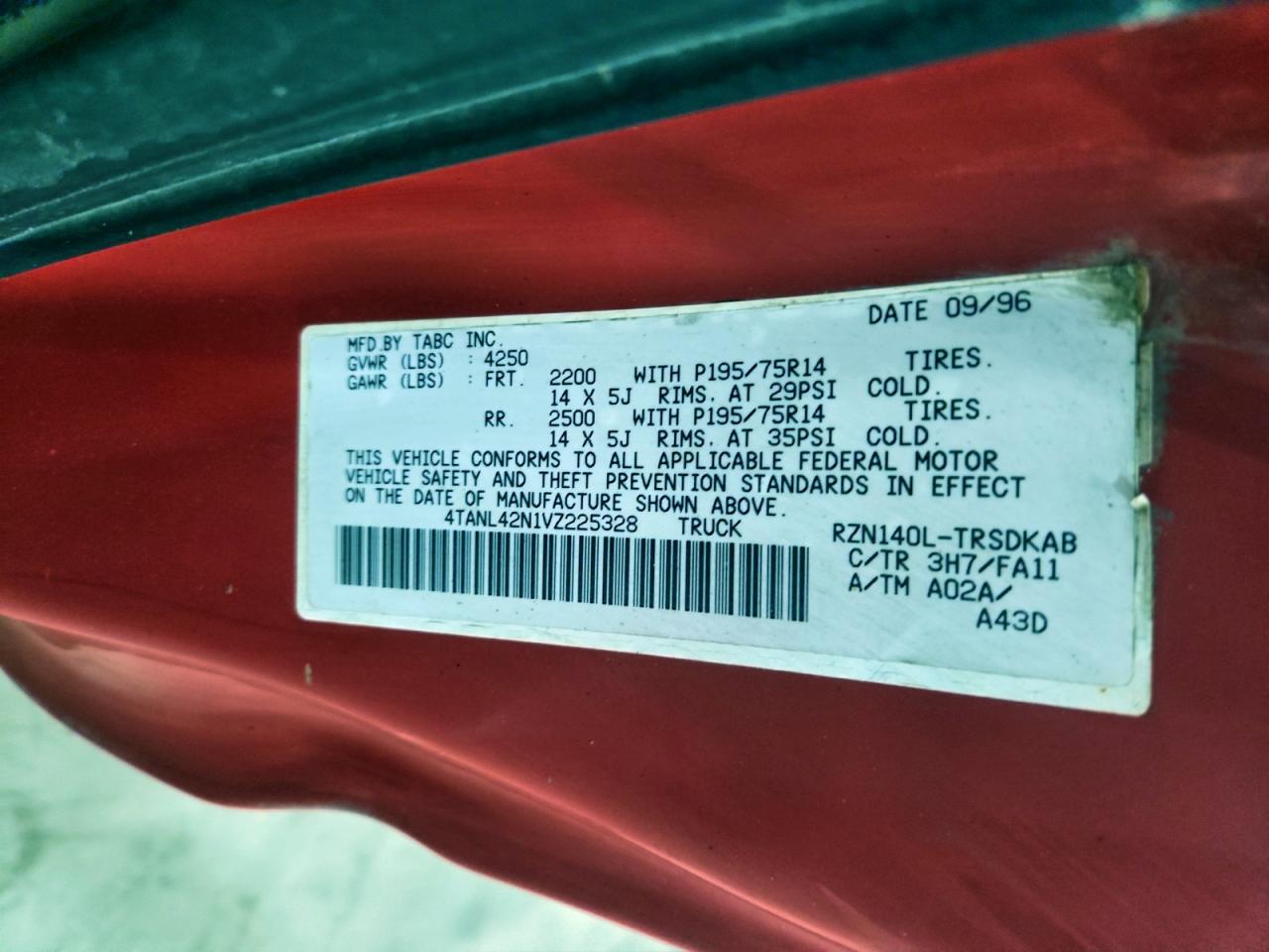 Toyota Tacoma Image 3