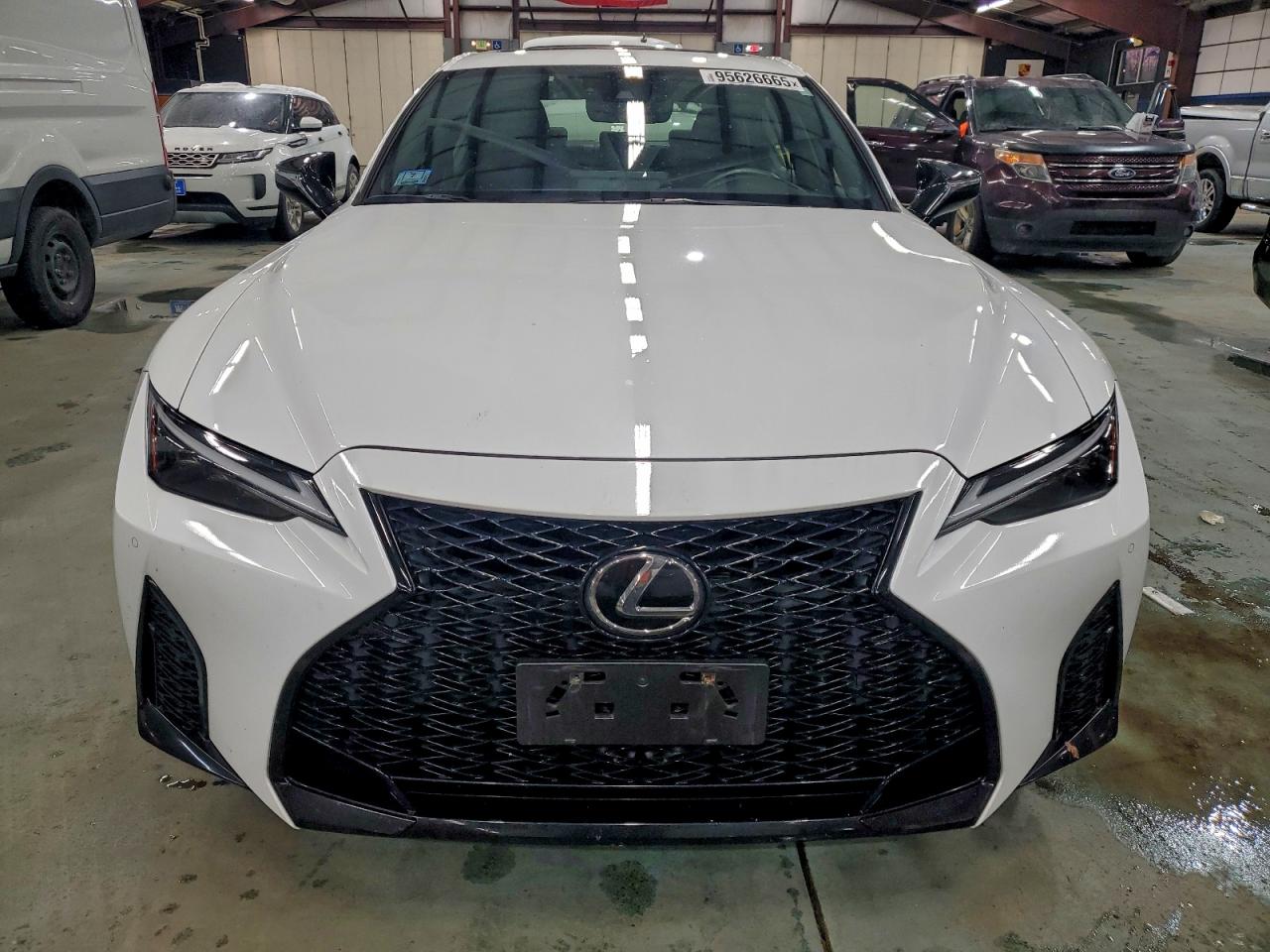 Lexus Is 350 F Sport Image 12