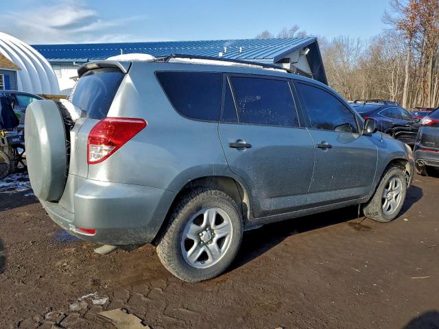 Toyota RAV4 Image 12