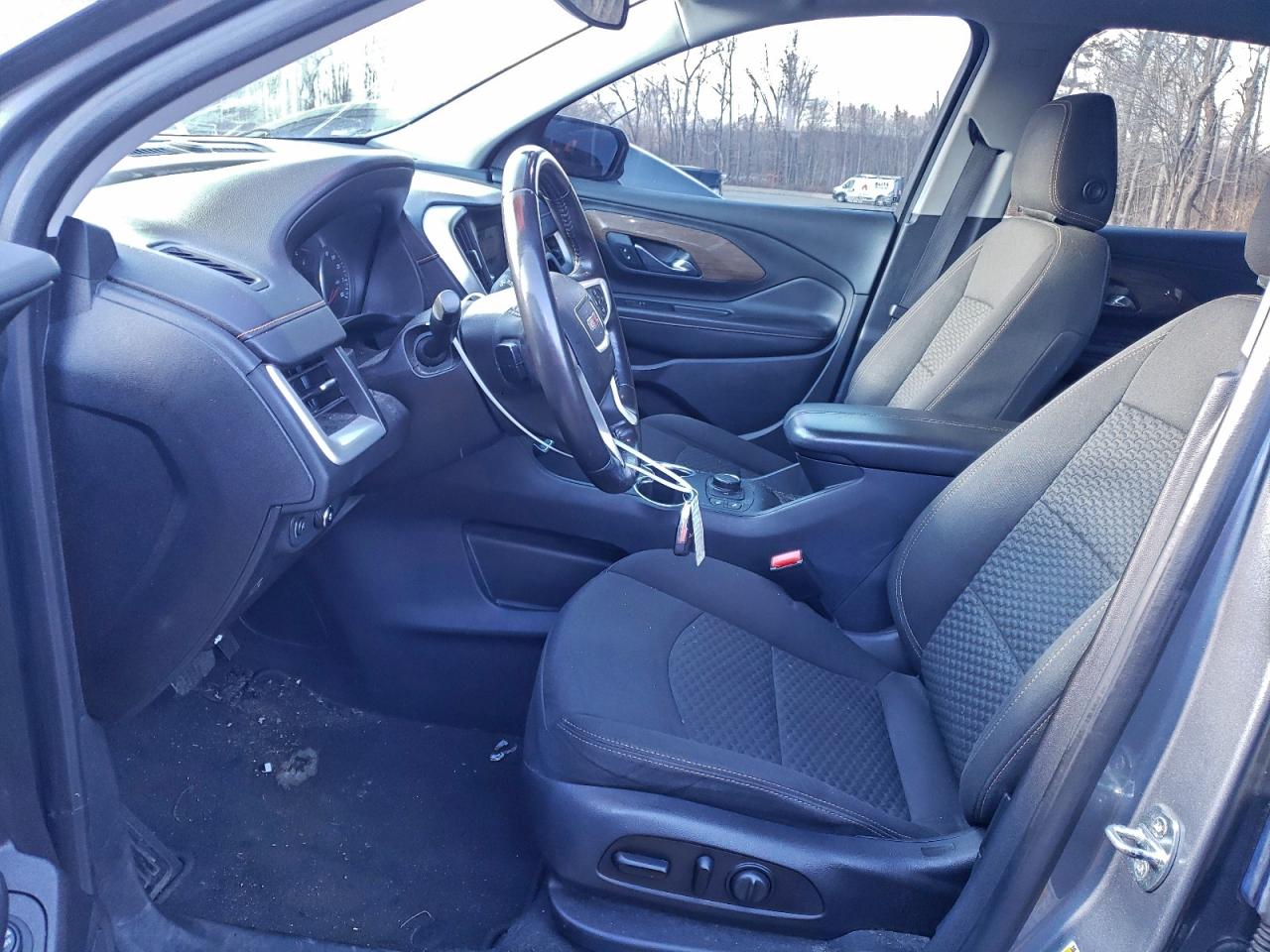 GMC Terrain Sle Image 3