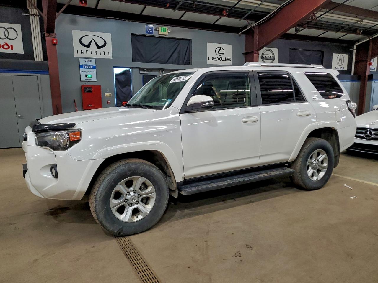 Toyota 4Runner Sr5/sr5 Premium Image 1