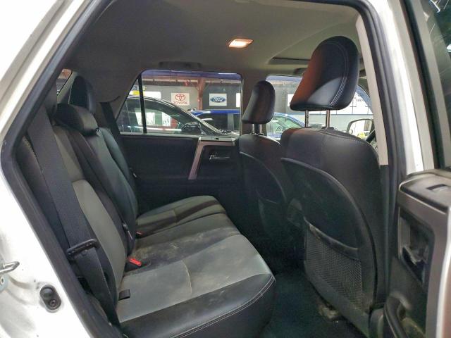 Toyota 4Runner Sr5/sr5 Premium Image 8