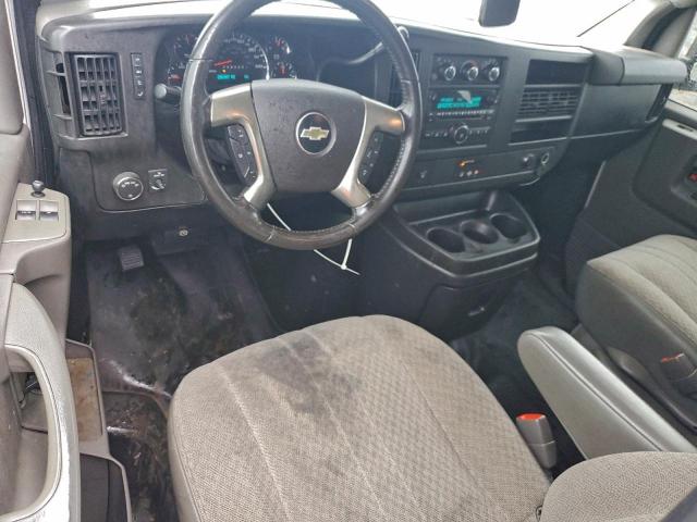 Chevrolet Express Image 11