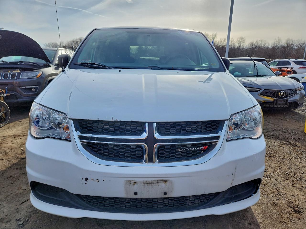Dodge Caravan Se Image 10
