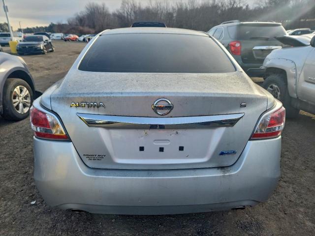 Nissan Altima 2.5 Image 2