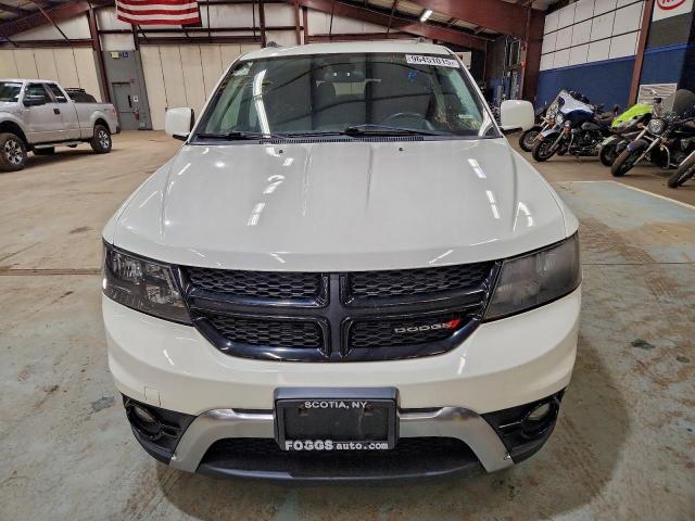 Dodge Journey Crossroad Image 9