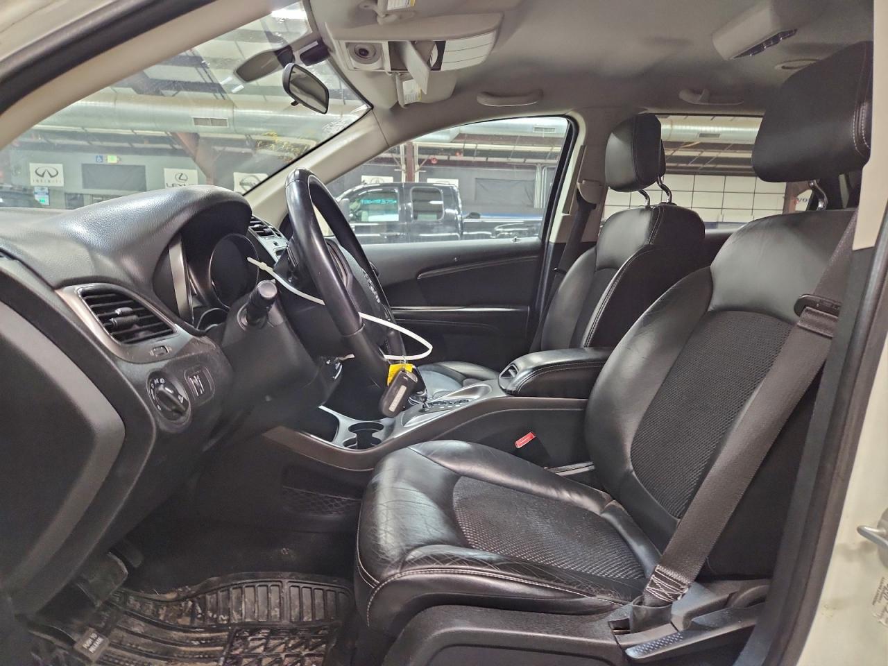 Dodge Journey Crossroad Image 8