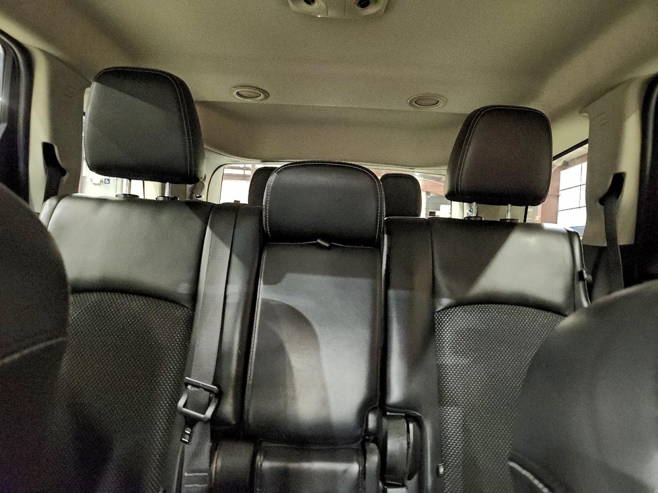 Dodge Journey Crossroad Image 12