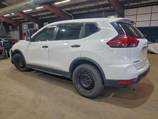 Nissan Rogue S Image 2