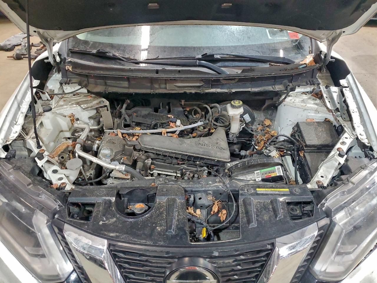 Nissan Rogue S Image 9