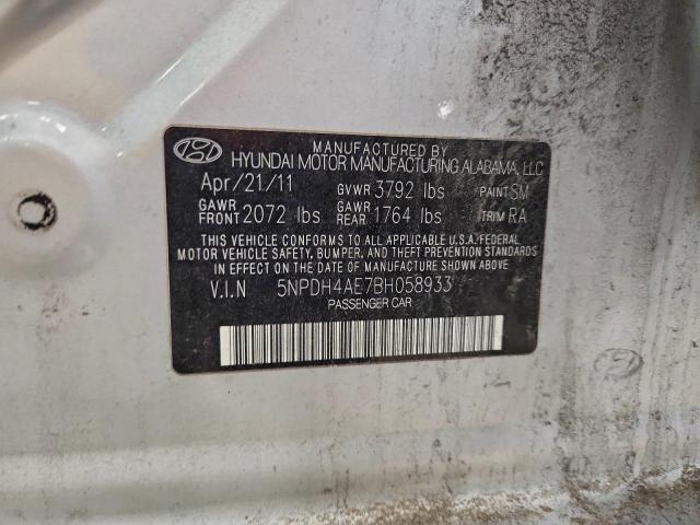 Hyundai ELANTRA Gls Image 9