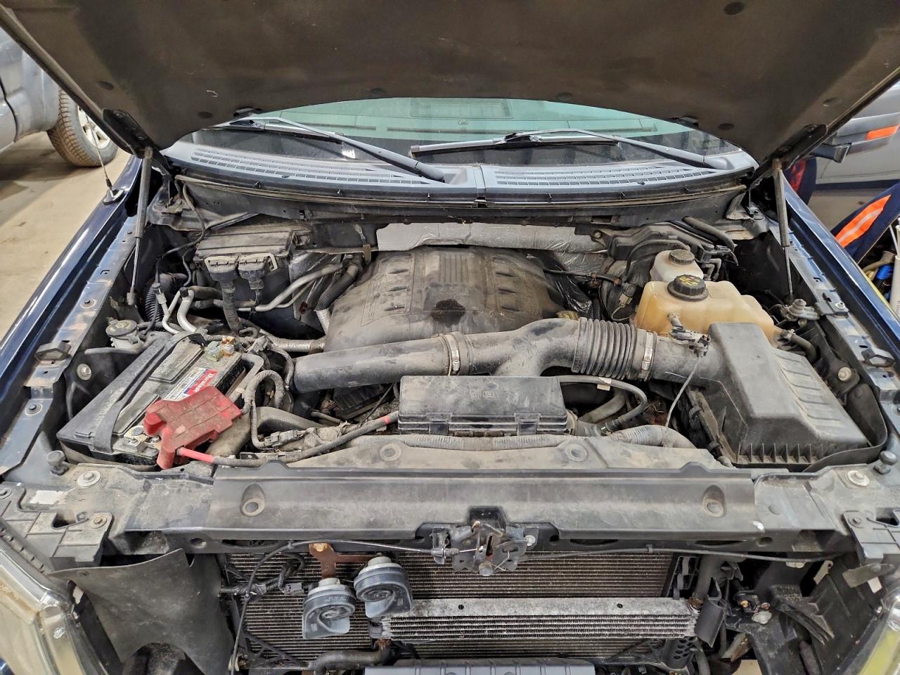 Ford F-150 Supercrew Image 7