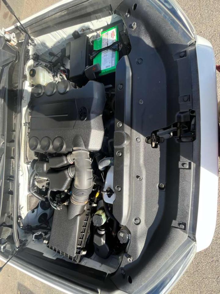 Toyota 4Runner Sr5/sr5 Premium Image 2