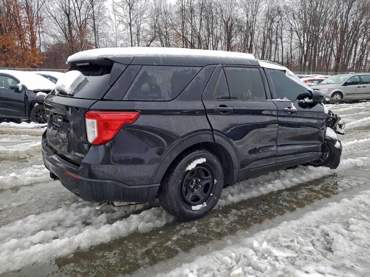 Ford Explorer Police Interceptor Image 7