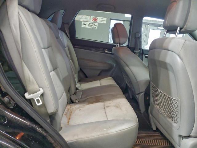 Kia Sorento Base Image 10
