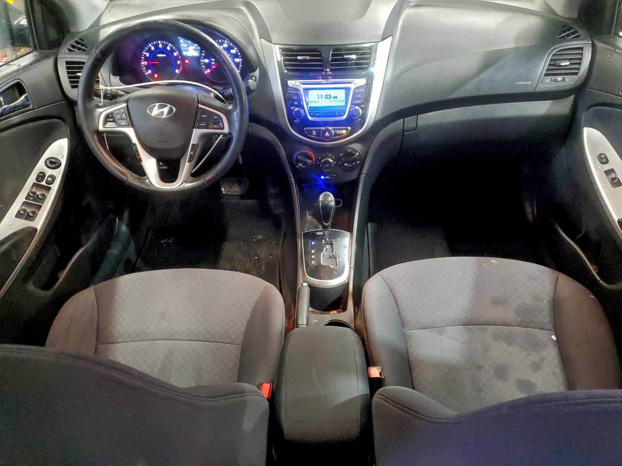 Hyundai ACCENT Gls Image 7