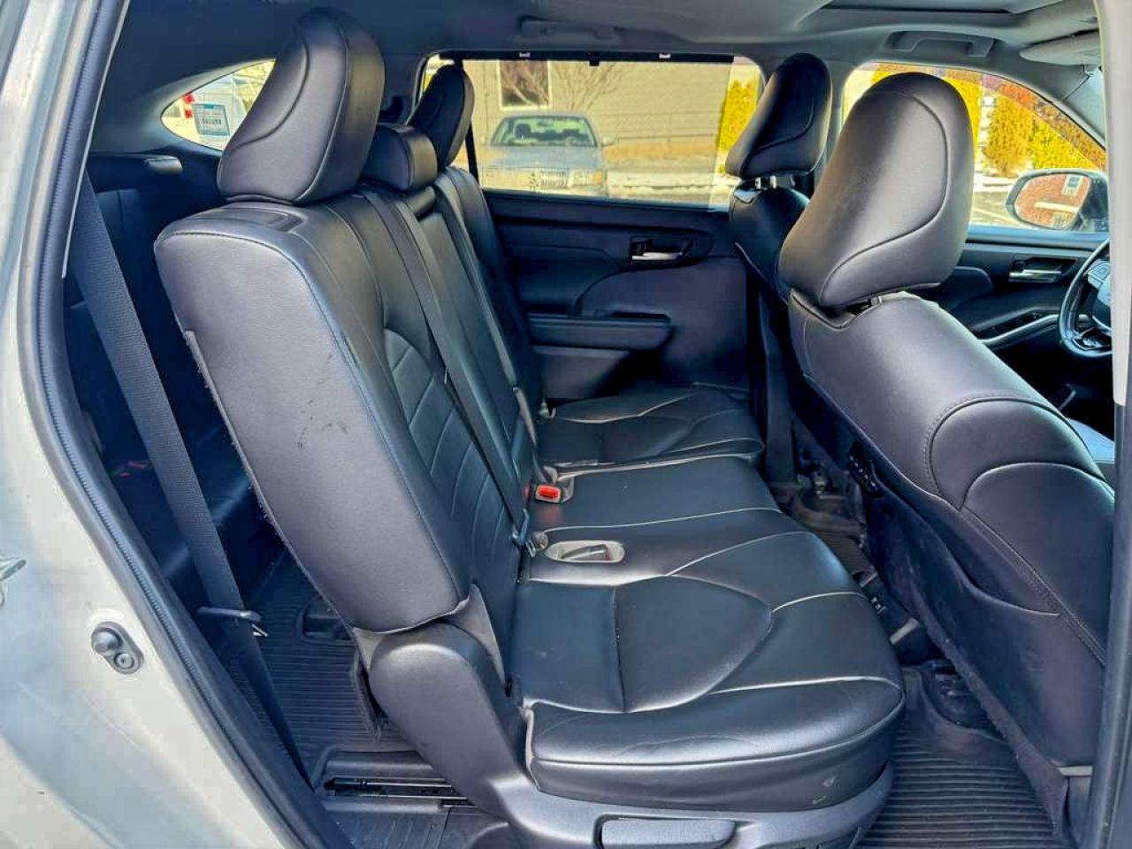 Toyota Highlander Xle Image 14