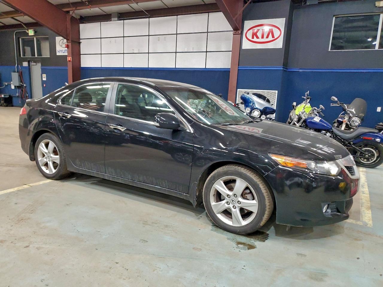 Acura TSX Image 4