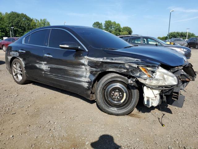 Nissan Maxima S Image 2