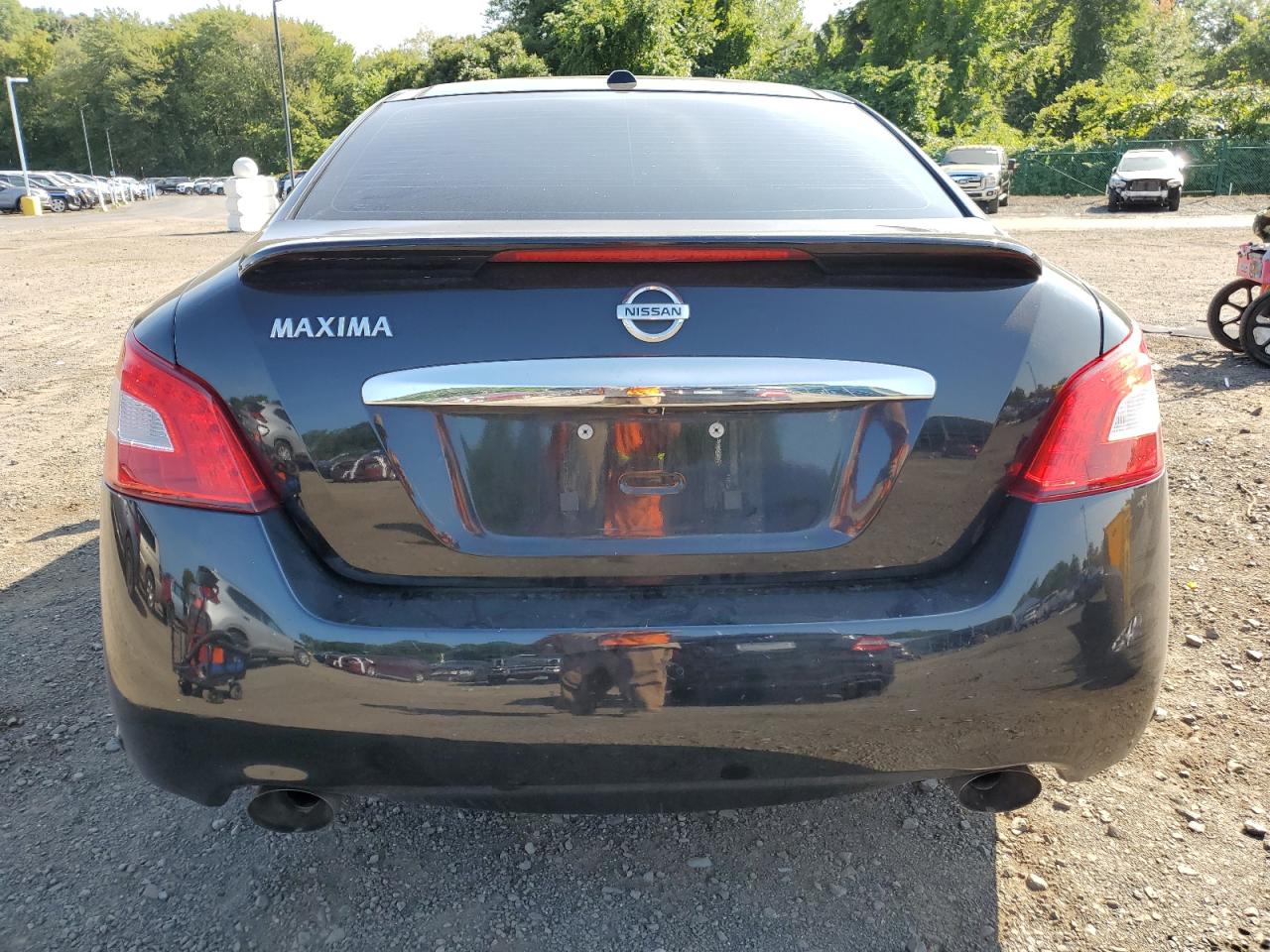 Nissan Maxima S Image 13