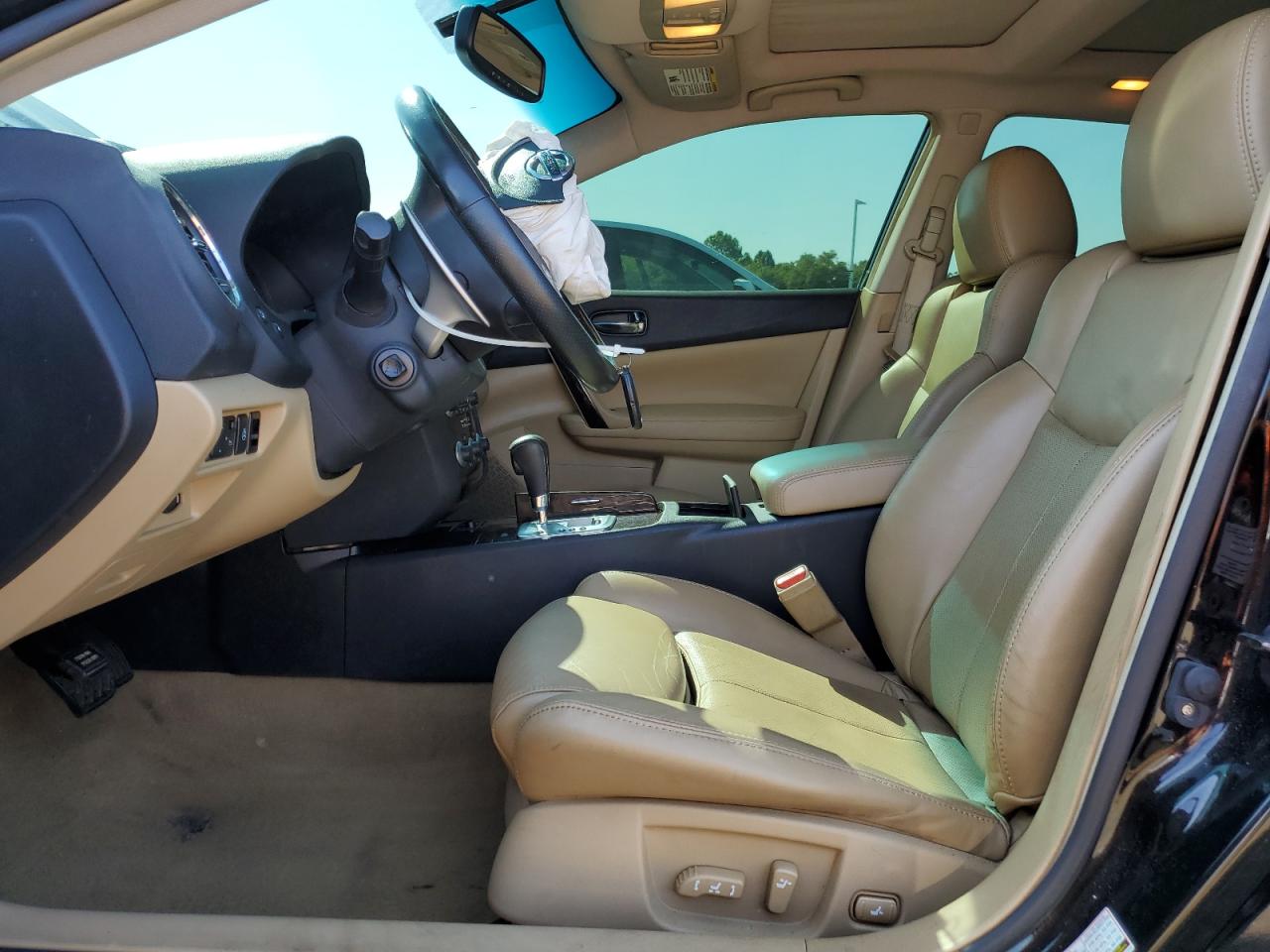 Nissan Maxima S Image 9