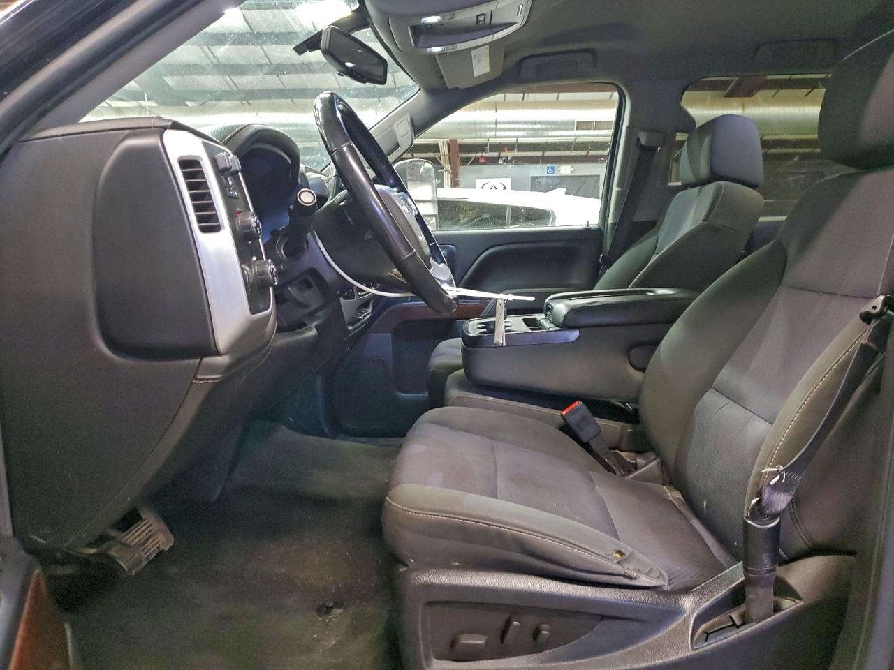 GMC Sierra K1500 Sle Image 2