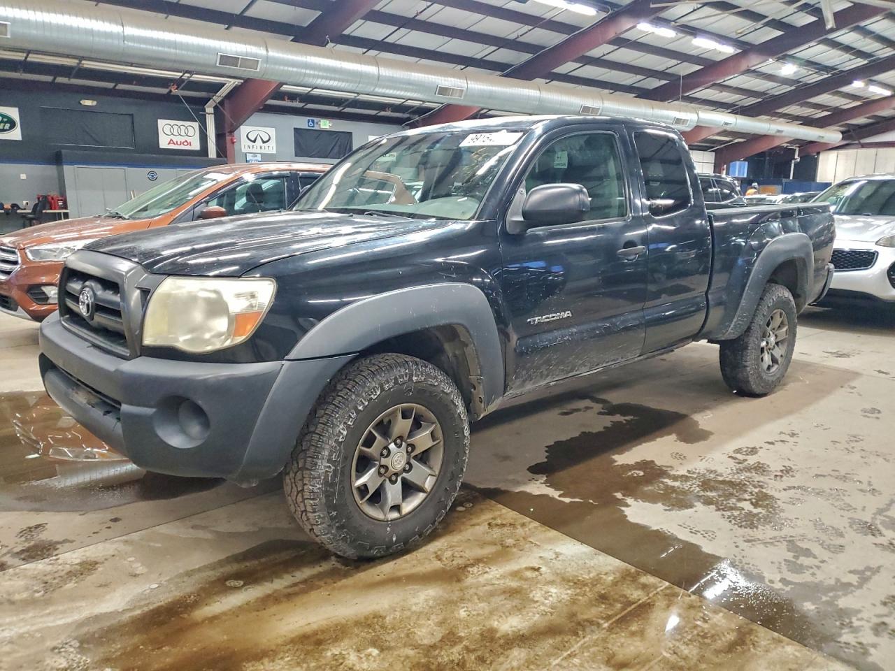 Toyota Tacoma Access Cab Image 1