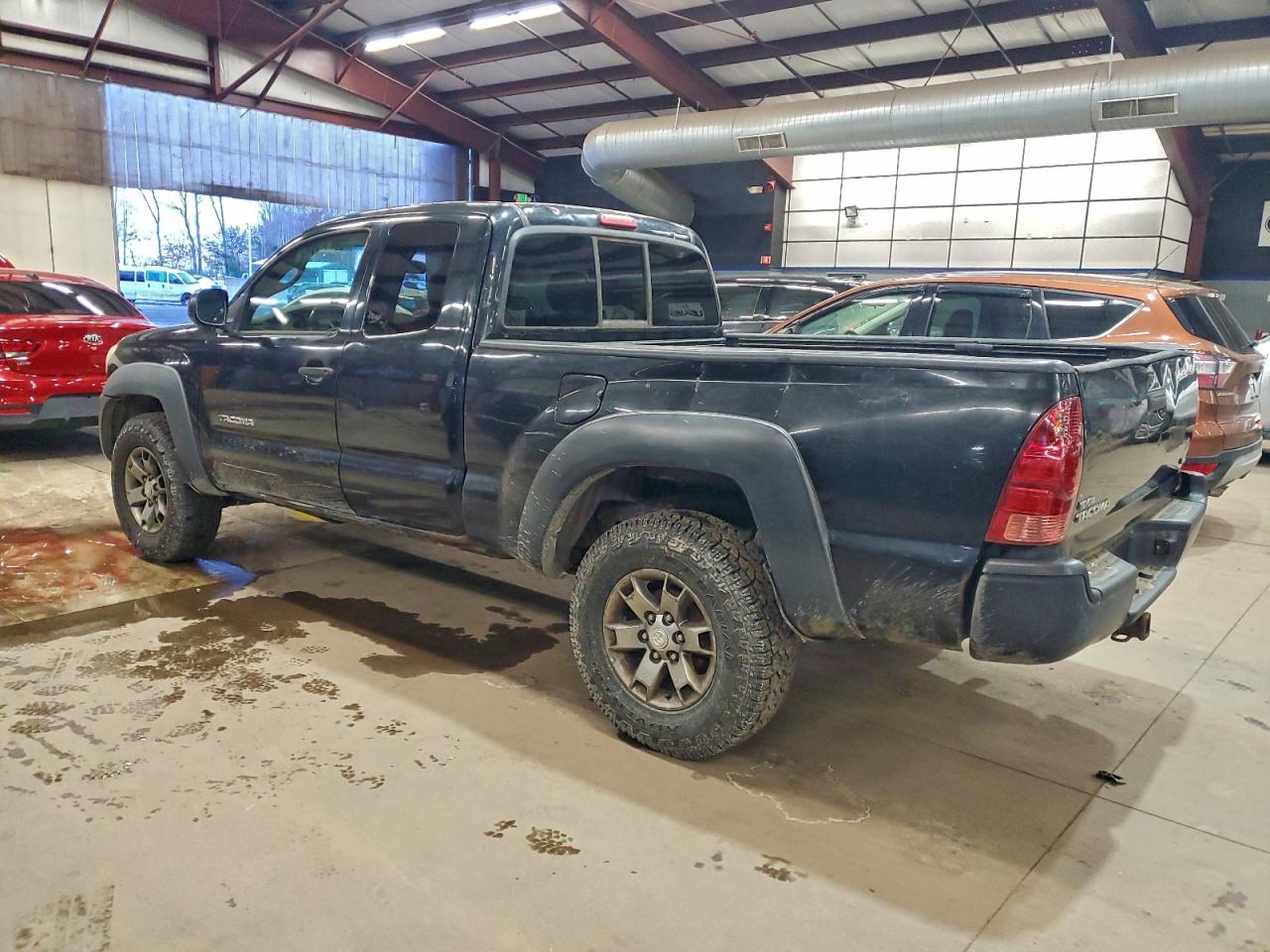 Toyota Tacoma Access Cab Image 4